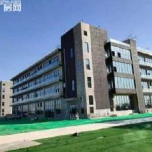 秦汉新城厂房1000−10000平。好厂房
