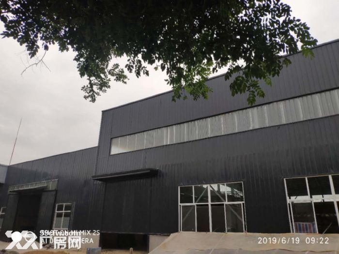 高速路旁厂房出租，土地手续齐全可办环评